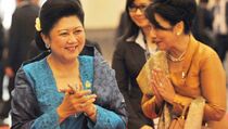 Dinilai Cerdas dan Bijaksana, Ani Yudhoyono Dapat Penghargaan di Peringatan Hari Ibu