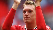 Phil Jones Kembali Berlatih Bersama MU