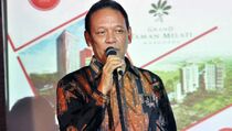 Penikmat Keindahan Pantai
