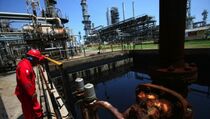 Pertamina Pasok BBM Industri ke CNOOC Senilai Rp 753 M