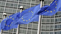 Selamatkan Zona Schengen, UE Harus Atasi Migran dan NI