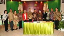 Martha Tilaar Group Gandeng Undana Dorong Penelitian Tumbuhan Indonesia