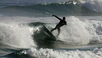  Rip Curl Indonesia Gelar Kejuaraan Selancar di Yogyakarta  