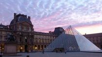 Museum Louvre Ditutup Gara-gara Copet