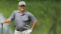 Lepas Kepenatan dengan Golf