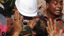 17 Hari Terkubur di Reruntuhan Bangladesh, Korban Selamat Bersyukur Tak Sempat Sarapan