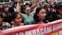 Lapak Akan Digusur KAI, Pedagang Mengadu ke DPR