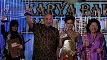 Peter F Gontha Raih Penghargaan Karya Bhakti Musik