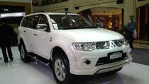 Jumlah SPK Kendaraan Mitsubishi di GIIAS 2015 Lampaui Target