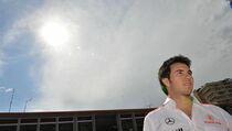 Raikkonen: Perez Harus Ditonjok Wajahnya