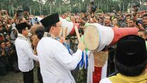 Halaman Balai Kota DKI jadi Tempat Parkir, Petugas Pamdal Kerepotan