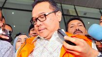  KPK Pindahkan Rusli Zainal ke Pekanbaru  