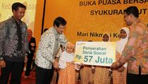 HUT ke-57, Bank Danamon Gandeng Rumah Zakat