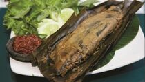 Pepes Ikan Indonesia Laris Manis di Denmark