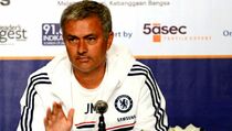 Soal Chelsea, Mou Salahkan Benitez, Di Matteo dan AVB
