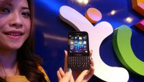  XL Rilis Bundling BlackBerry Q5 Super Murah