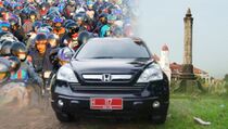 Mobil Dinas Anggota DPRD Banten Akan Ditarik Paksa  