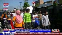 Ratusan Perajin dan Pedagang Tempe Sukoharjo Demo 