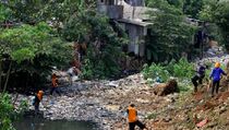 Antisipasi Banjir, Pemprov DKI Siagakan 7.284 Petugas Kebersihan