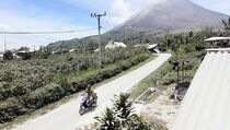 Tinggalkan Penampungan Kabanjahe, Ribuan Pengungsi Sinabung Pulang Kampung