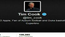  CEO Apple Akhirnya Miliki Akun Twitter