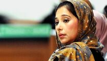 Uang Disita Negara, Ayu Azhari Ikhlas