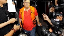 Akil Akui Pernah Transfer Ratusan Juta Ke Penyanyi Dangdut