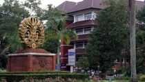 UI Didesak Sampaikan Laporan Keuangan FK Unpar