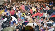Jokowi Prihatin Ada Warga Tewas Saat Pembagian Daging Kurban 