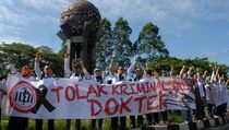 Ketua Komisi III Kecam Demo Dokter
