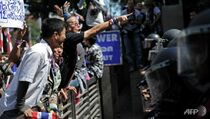 Orang Bersenjata Berkeliaran di Bangkok, Thailand Kian Genting