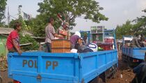 Ratusan Warga Ria-Rio Mulai Tinggalkan Tenda Pengungsi