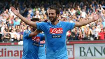 Babak I, Napoli Bungkam Lazio