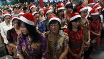 Ratusan Jemaat Hadiri Ibadah Malam Natal di GPIB Siloam 