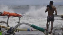 BMKG Peringatkan Cuaca Buruk di Selat Sunda  