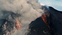 Permintaan Masker Meningkat Akibat Abu Sinabung