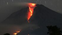 Pengungsi Sinabung Bertambah Menjadi 24.949 Jiwa