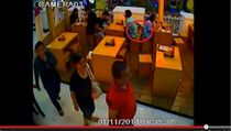 Komplotan Pencuri Tas Beraksi di Restoran di Karawaci