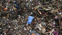 Warga Diimbau Tak Buang Sampah di Sungai