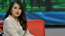 Sibuk, Ayu Ting Ting Titip Anak ke Orangtua
