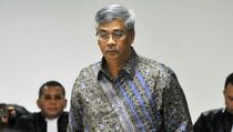Rusliansyah Akui Dimintai Tolong Hambit Bintih Bertemu Akil Mochtar