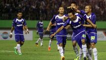 Tundukkan Arema, Persib Duduki Puncak Klasemen