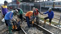Pemerintah Targetkan Rel Jalur Ganda Pantura Selesai Maret