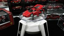 Kolektor Diecast Rajin Berburu ke Luar Negeri