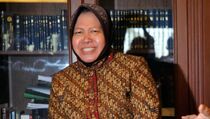 ‪Tri Rismaharini Dikabarkan Sudah Berpamitan dengan Jajaran Pemkot‬