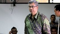 KPK Diminta Dalami Pengakuan Akil