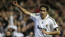Legenda Madrid Ini Ingin Zidane Bertahan di Bernabeau