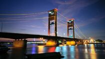 Kawasan Bebas Kendaraan Palembang Dipenuhi Pedagang