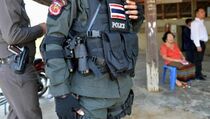 Warga Tiongkok Lepas dari Penggerebekan, 15 Pejabat Thailand Didakwa Terima Suap