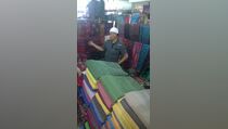 Bisnis Tenun Ikat di Thamrin City Makin Bergairah  